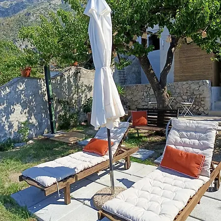 Arcu Retreat * بوسيتانو